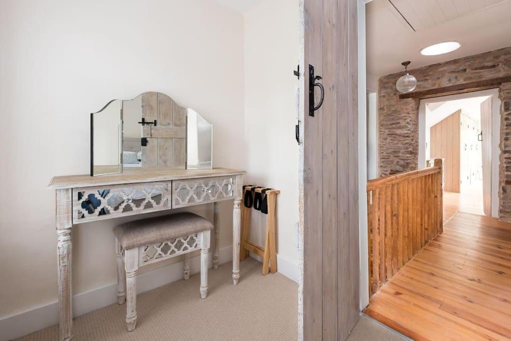 Luxury Cottage Near Hay-On-Wye Llanigon Luaran gambar